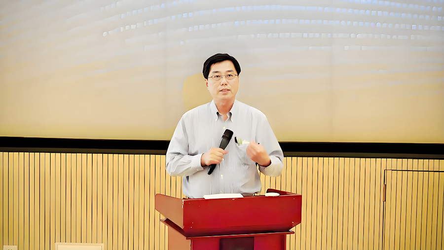 首批高级智库专家——关键